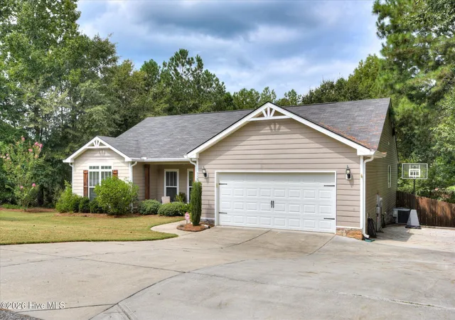 Photo 2 of Single family home for sale at 355 Foxchase Cir, North Augusta, SC 29860 | MLS# 100601926 | Listing updated on 2026-10-01