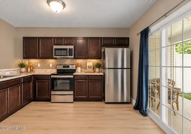 Photo 3 of Townhouse for sale at 205 E Murrow Ln, Jacksonville, NC 28546 | MLS# 100610926 | Listing updated on 2026-10-28