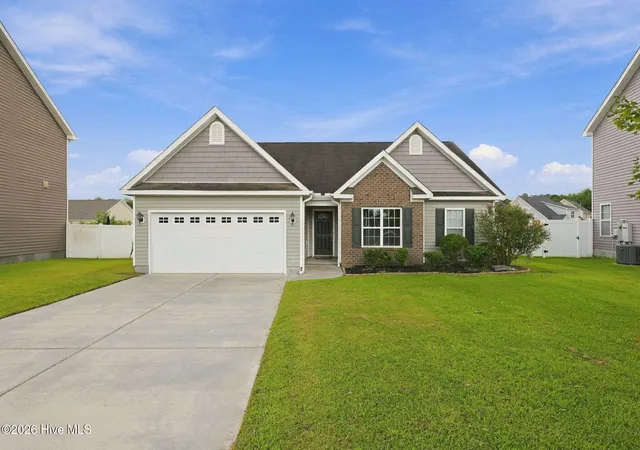 Photo 1 of Single family home for sale at 304 Lynden Ln, New Bern, NC 28560 | MLS# 100603193 | Listing updated on 2026-09-12