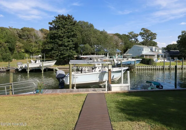 Photo 3 of Single family home for sale at 152 Arborvitae Dr, Atlantic Beach, NC 28512 | MLS# 100609265 | Listing updated on 2026-10-26
