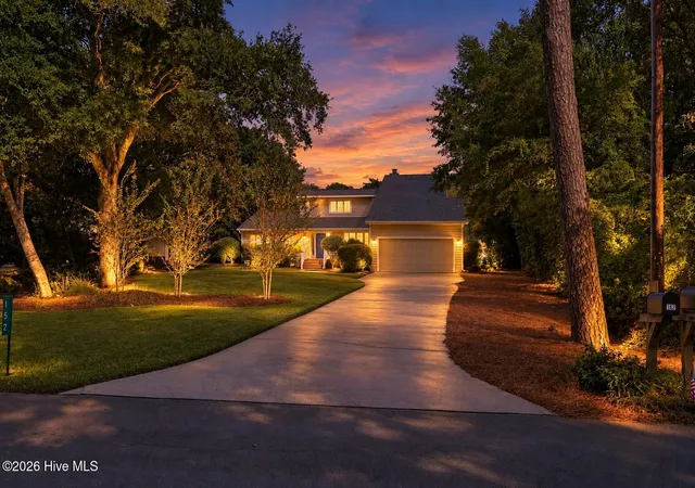 Photo 3 of Single family home for sale at 152 Arborvitae Dr, Atlantic Beach, NC 28512 | MLS# 100609265 | Listing updated on 2026-10-26