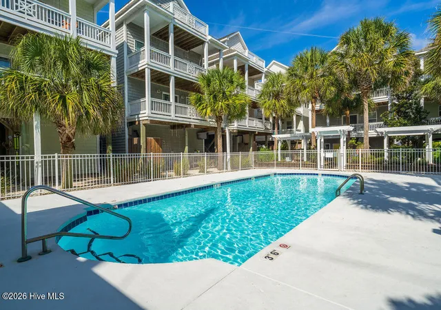 Photo 4 of Single family home for sale at 111 Coastal Cay, Surf City, NC 28445 | MLS# 100603568 | Listing updated on 2026-09-15