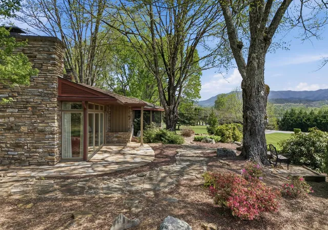 Photo 3 of Single family home for sale at 6203 Airport Rd, Andrews, NC 28901 | MLS# 98544082 | Listing updated on 2026-09-01