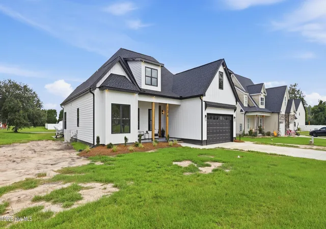 Photo 2 of Single family home for sale at 134 Jowdy Ln, Washington, NC 27889 | MLS# 100601809 | Listing updated on 2026-09-14
