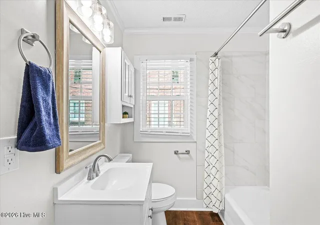 Photo 4 of Single family home for sale at 601 E 8th Street, Washington, NC 27889 | MLS# 100591502 | Listing updated on 2026-09-03