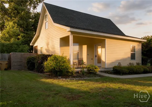 Photo 1 of Single family home for sale at 3222 Oakwood Dr, Savannah, GA 31404 | MLS# SA366570 | Listing updated on 2026-10-16