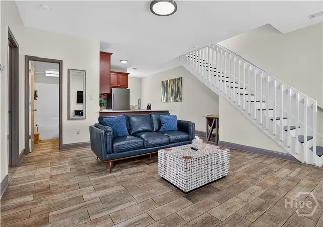 Photo 3 of Single family home for sale at 3222 Oakwood Dr, Savannah, GA 31404 | MLS# SA366570 | Listing updated on 2026-10-16
