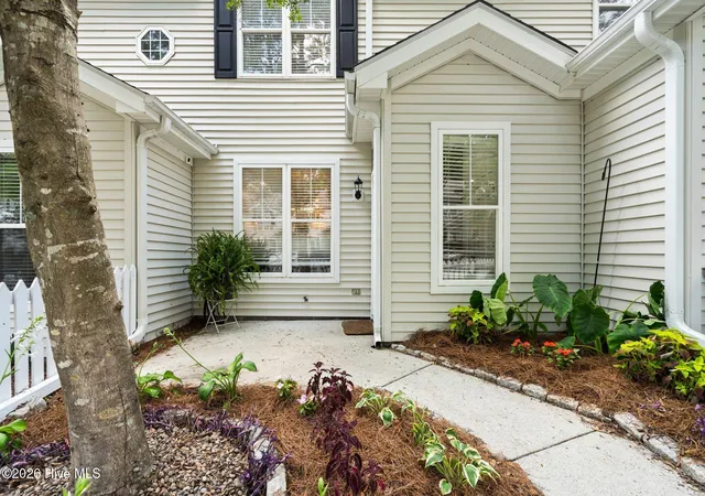 Listing Photo 4 - Condo for sale in building located at 5813 Wrightsville Ave, Wilmington, NC 28403 - Unit #Apt 147