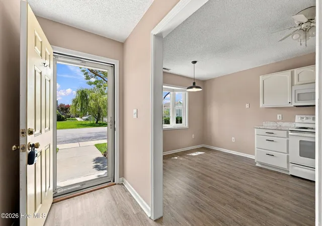 Photo 3 of Townhouse for sale at 1001 Courtyard E, Beaufort, NC 28516 | MLS# 100603055 | Listing updated on 2026-09-11