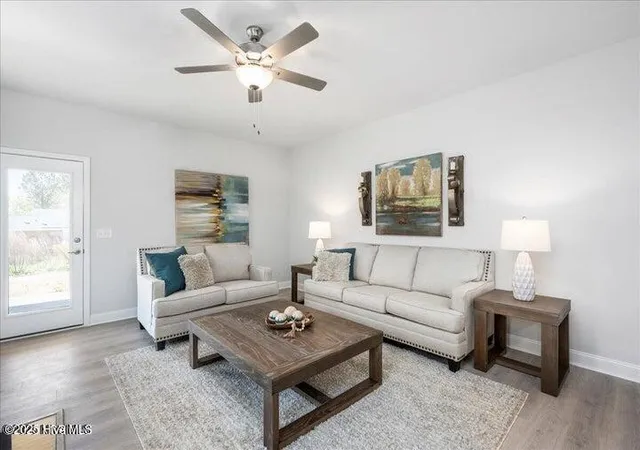 Photo 3 of Single family home for sale at 204 Shoal Ln, New Bern, NC 28562 | MLS# 100601816 | Listing updated on 2026-09-28