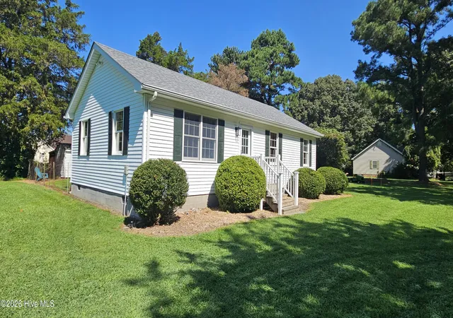Photo 3 of Single family home for sale at 145 Launch Landing Rd, Moyock, NC 27958 | MLS# 100600649 | Listing updated on 2026-09-04