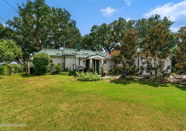 Photo 2 of Single family home for sale at 114 Pearson Cir Ext, Newport, NC 28570 | MLS# 100601035 | Listing updated on 2026-10-04