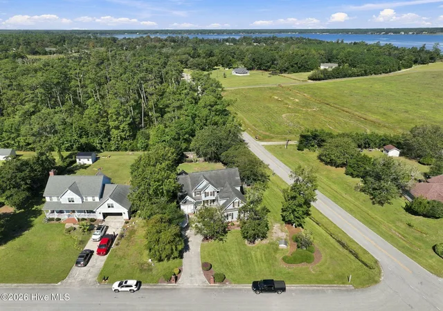 Photo 2 of Single family home for sale at 1931 Kingfisher Dr, Morehead City, NC 28557 | MLS# 100607263 | Listing updated on 2026-10-28