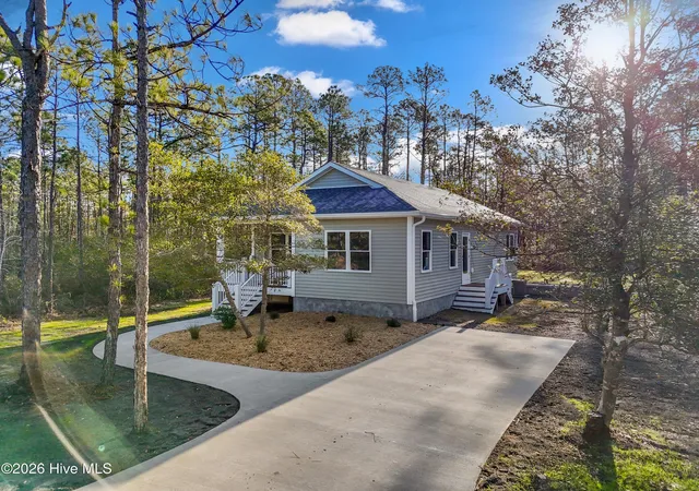 Photo 1 of Single family home for sale at 356 Drayton Rd, Southport, NC 28461 | MLS# 100601251 | Listing updated on 2026-09-06