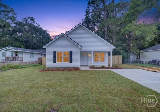 Photo 1 of Single family home for sale at 1126 E 56 Street, Savannah, GA 31404 | MLS# SA364485 | Listing updated on 2026-10-15