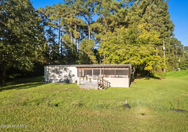 Photo 2 of Manufactured home for sale at 626 Sea Wind Ct Sw, Supply, NC 28462 | MLS# 100602184 | Listing updated on 2026-09-10