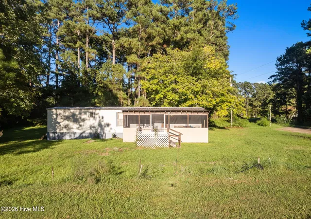 Photo 3 of Manufactured home for sale at 626 Sea Wind Ct Sw, Supply, NC 28462 | MLS# 100602184 | Listing updated on 2026-09-10