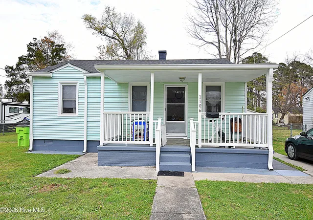 Photo 1 of Single family home for sale at 1106 Newton Dr, New Bern, NC 28560 | MLS# 100600450 | Listing updated on 2026-09-02
