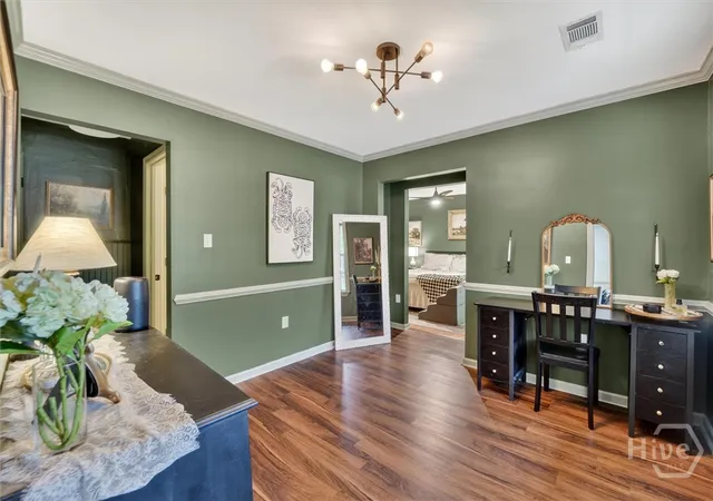 Photo 4 of Single family home for sale at 23 E Deerwood Rd, Savannah, GA 31410 | MLS# SA355075 | Listing updated on 2026-09-10
