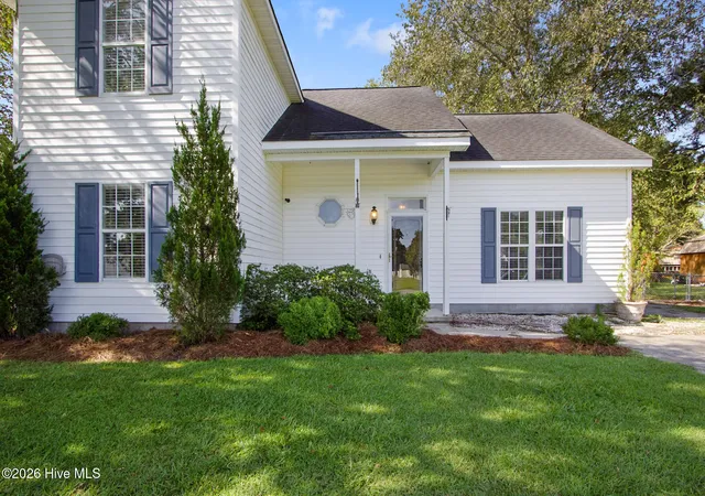 Photo 2 of Single family home for sale at 2026 Longview Dr, Greenville, NC 27858 | MLS# 100601373 | Listing updated on 2026-09-22
