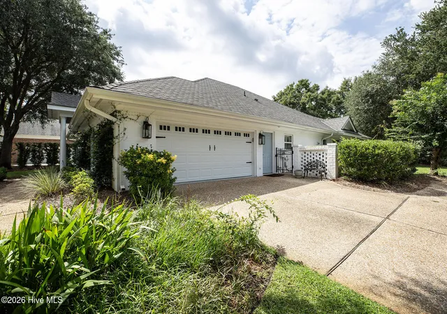 Photo 59 of Single family home for sale at 800 Fox Ridge Ln, Wilmington, NC 28405 | MLS# 100603442 | Listing updated on 2026-09-16