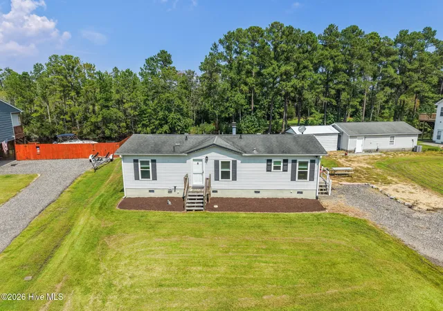Photo 3 of Single family home for sale at 106 Trout St, Moyock, NC 27958 | MLS# 100601585 | Listing updated on 2026-09-30