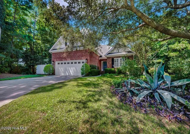 Photo 3 of Single family home for sale at 5208 Lone Eagle Ct, Wilmington, NC 28409 | MLS# 100602333 | Listing updated on 2026-09-18