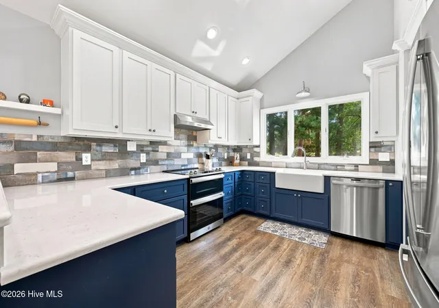 Photo 3 of Single family home for sale at 9 Forest Hills Ln, Pinehurst, NC 28374 | MLS# 100603073 | Listing updated on 2026-09-12
