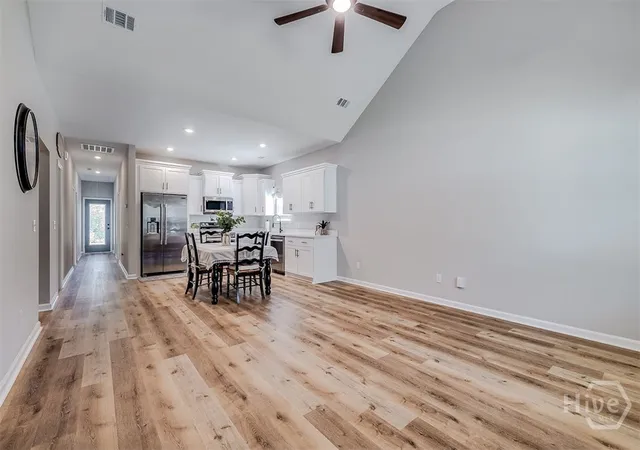 Photo 4 of Single family home for sale at 118 Cravey Ln, Rincon, GA 31326 | MLS# SA365593 | Listing updated on 2026-10-17