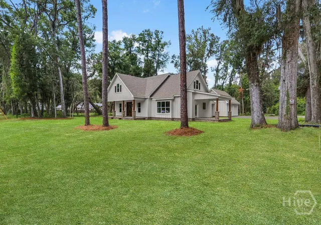 Photo 2 of Single family home for sale at 519 Mcintosh Rd, Darien, GA 31305 | MLS# SA364388 | Listing updated on 2026-09-13