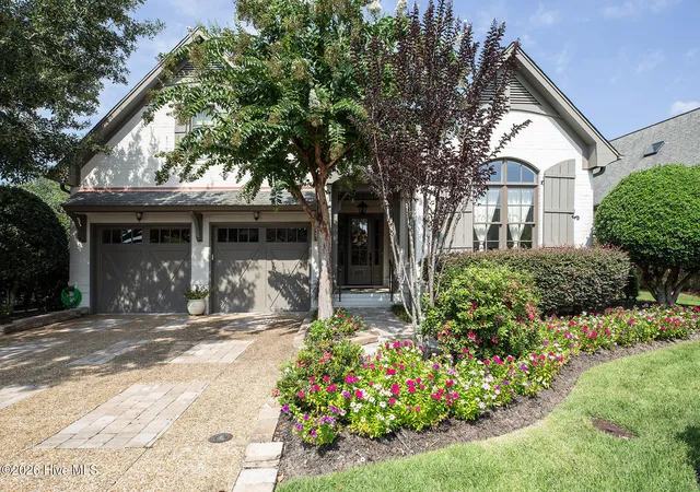 Photo 2 of Single family home for sale at 601 Bedminister Ln, Wilmington, NC 28405 | MLS# 100601807 | Listing updated on 2026-09-07