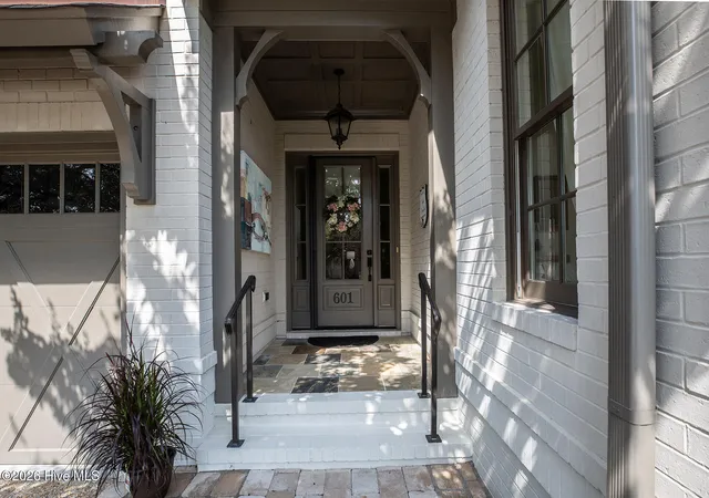Photo 3 of Single family home for sale at 601 Bedminister Ln, Wilmington, NC 28405 | MLS# 100601807 | Listing updated on 2026-09-07