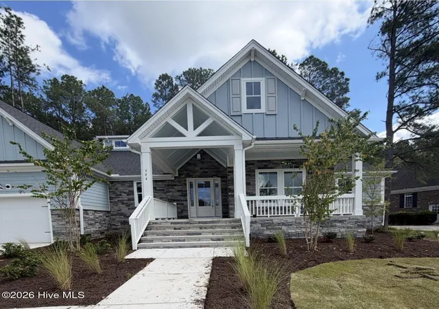 Photo 2 of Single family home for sale at 394 Autumn Pheasant Loop Nw, Calabash, NC 28467 | MLS# 100542321 | Listing updated on 2026-09-17