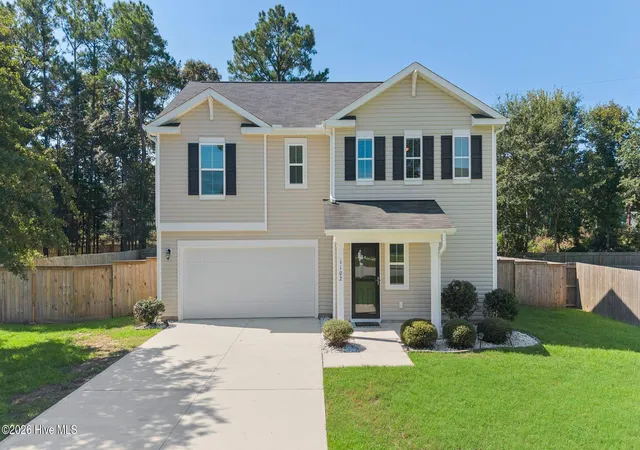 Photo 1 of Single family home for sale at 1102 Farmhouse Ln, Jacksonville, NC 28546 | MLS# 100601077 | Listing updated on 2026-09-14