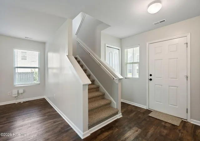 Photo 3 of Single family home for sale at 1102 Farmhouse Ln, Jacksonville, NC 28546 | MLS# 100601077 | Listing updated on 2026-09-14