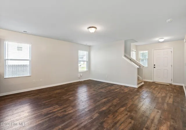 Photo 3 of Single family home for sale at 1102 Farmhouse Ln, Jacksonville, NC 28546 | MLS# 100601077 | Listing updated on 2026-10-03