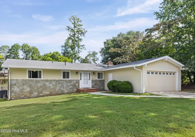 Photo 3 of Single family home for sale at 306 E Wynngate Dr, Augusta, GA 30907 | MLS# 100601752 | Listing updated on 2026-09-09