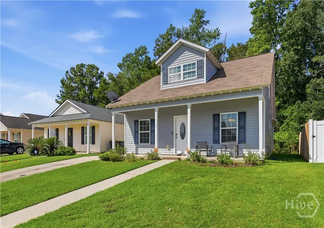Photo 2 of Single family home for sale at 7 Verde Bnd, Savannah, GA 31419 | MLS# SA365043 | Listing updated on 2026-10-19