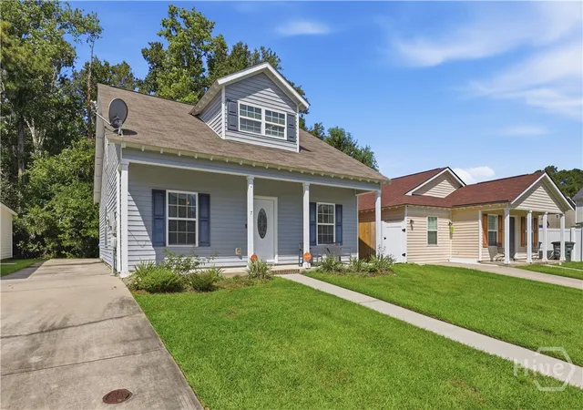 Photo 3 of Single family home for sale at 7 Verde Bnd, Savannah, GA 31419 | MLS# SA365043 | Listing updated on 2026-10-19