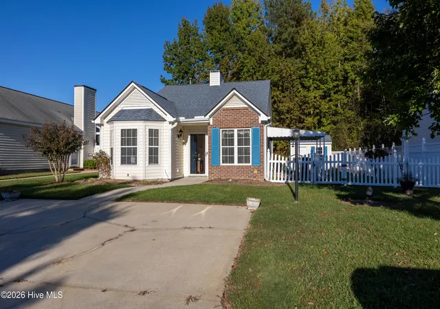 Photo 2 of Single family home for sale at 2523 Crystal Dr SW, Wilson, NC 27893 | MLS# 100609773 | Listing updated on 2026-10-12