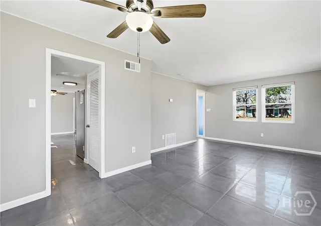Photo 3 of Single family home for sale at 407 Willow Rd, Savannah, GA 31419 | MLS# SA349769 | Listing updated on 2026-09-12