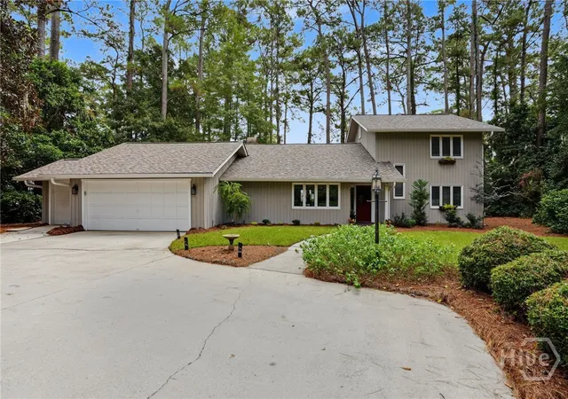 Photo 1 of Single family home for sale at 4 Marburg Ln, Savannah, GA 31411 | MLS# SA366206 | Listing updated on 2026-10-29
