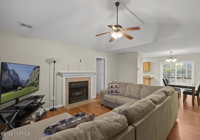 Photo 2 of Single family home for sale at 102 Crystal Stone Way, Jacksonville, NC 28546 | MLS# 100601829 | Listing updated on 2026-09-11