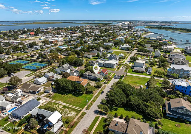 Photo 3 of Single family home for sale at 1502 Shackleford St, Morehead City, NC 28557 | MLS# 100602827 | Listing updated on 2026-09-11
