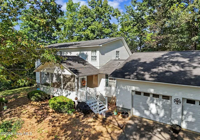 Photo 4 of Single family home for sale at 670 Long Branch Rd, Marble, NC 28905 | MLS# 100602539 | Listing updated on 2026-09-10