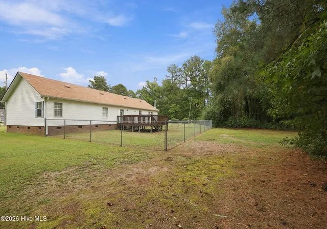 Photo 3 of Single family home for sale at 1475 Pocosin Rd, Winterville, NC 28590 | MLS# 100610630 | Listing updated on 2026-10-29