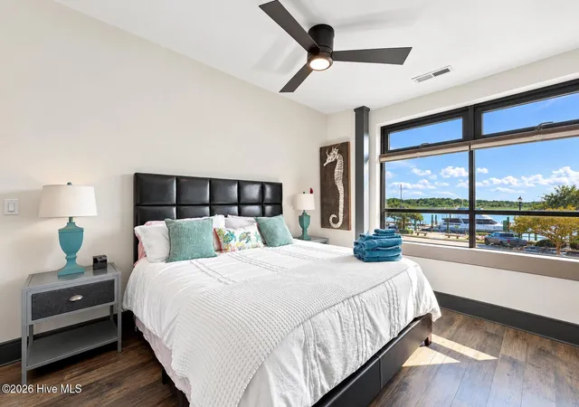 Listing Photo 5 - Condo for sale in building located at 509 Front St, Beaufort, NC 28516 - Unit #A