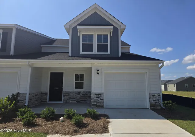 Photo 1 of Townhouse for sale at 1070 Tabor Pl, Aiken, SC 29801 | MLS# 100603080 | Listing updated on 2026-09-11