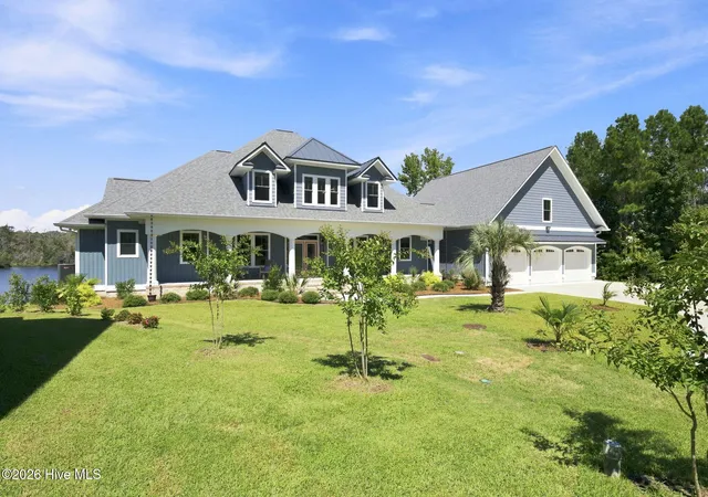 Photo 1 of Single family home for sale at 248 Highwood Ln, New Bern, NC 28562 | MLS# 100595080 | Listing updated on 2026-09-18