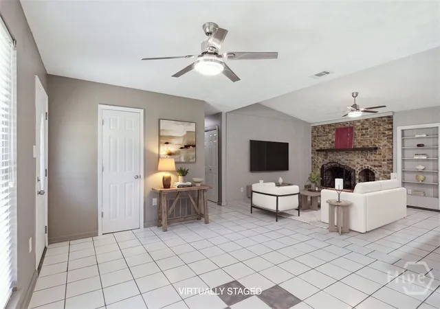 Photo 3 of Single family home for sale at 601 Leaning Oaks Dr, Savannah, GA 31410 | MLS# SA361757 | Listing updated on 2026-09-09
